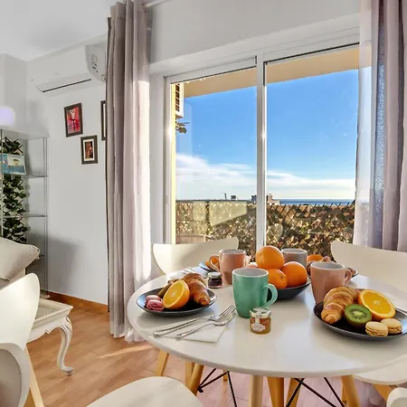 Salome De Steram Flats *