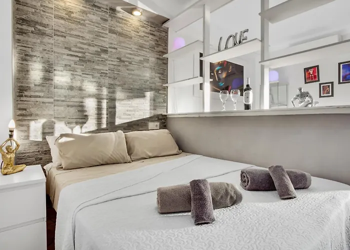 Apartman Salome De Steram Flats *